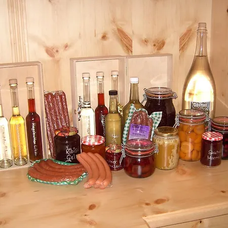 Untersteinhof Apartament *