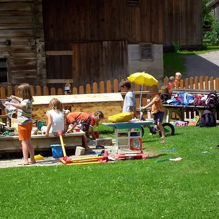 Untersteinhof Apartmán *