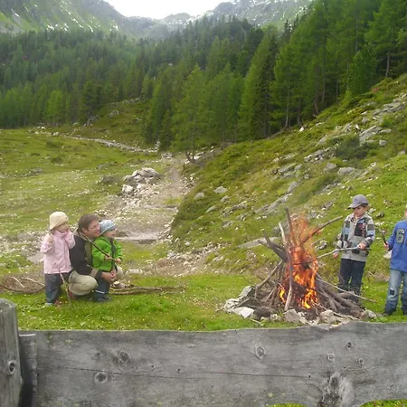 Apartament Untersteinhof *